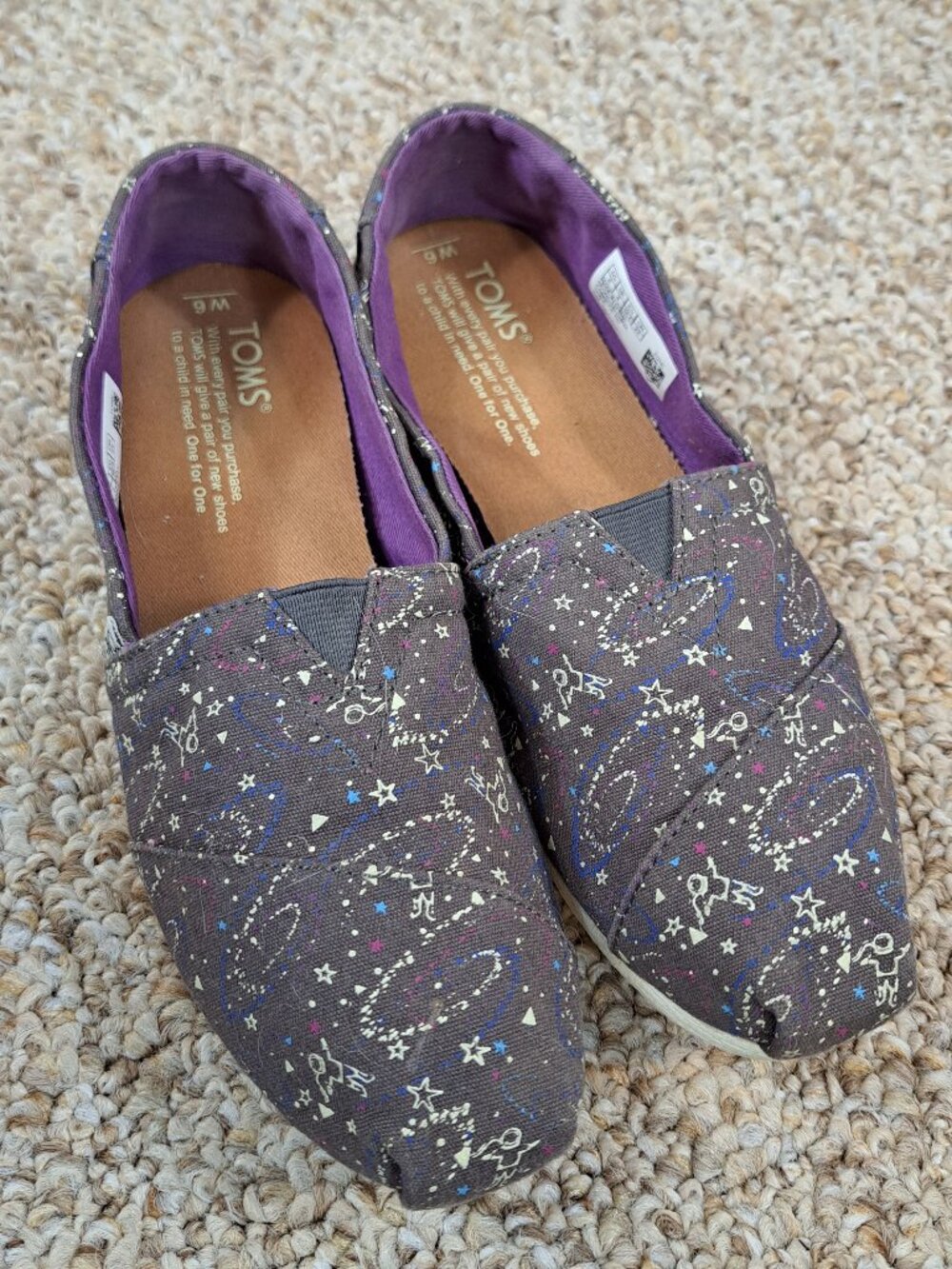 Toms | Glow in the Dark Shoes | Size 6